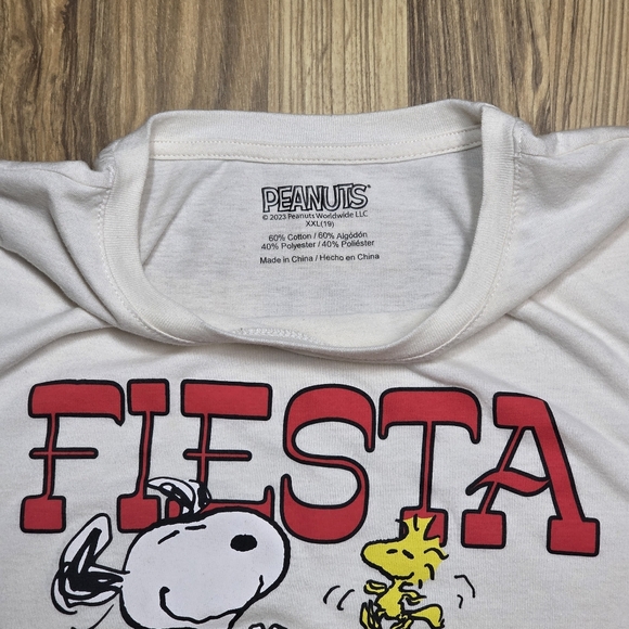 Peanuts Snoopy‎ & Woodstock "Fiesta Til Siesta" Juniors Tee Size XXL - Picture 5 of 8